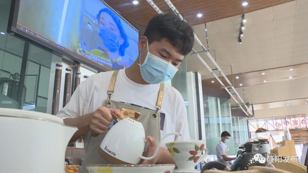 比顿咖啡园视频,潞江坝比顿咖啡产业文化园