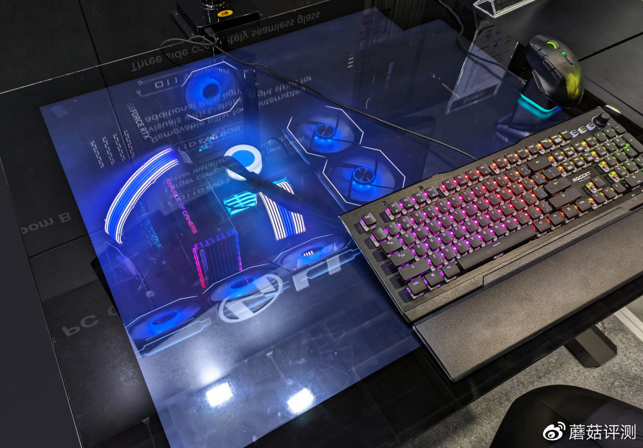 联力dk电脑桌,联力dk水冷桌特别版