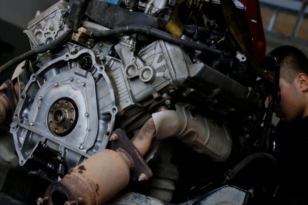 搞了辆“破烂不堪”05年凌志LS430，进厂翻新重造，复活又变新车