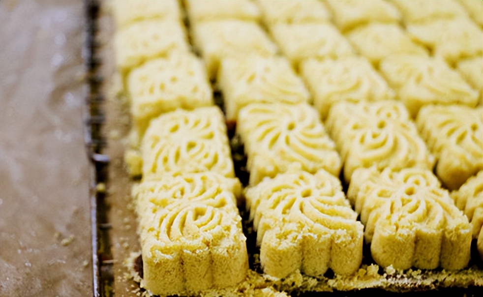 端午节吃曹祥泰绿豆糕文案,端午节吃的绿豆糕