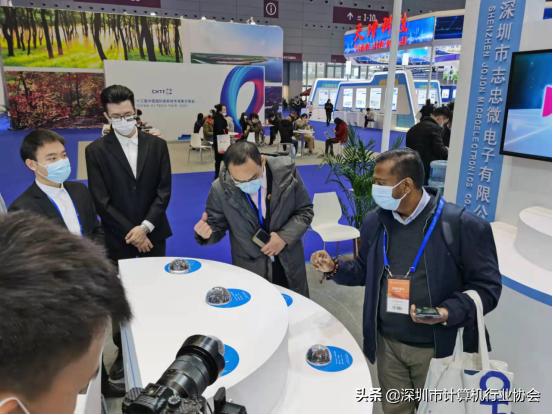 深计协组团参加第23届高交会协会两家企业获优秀产品奖