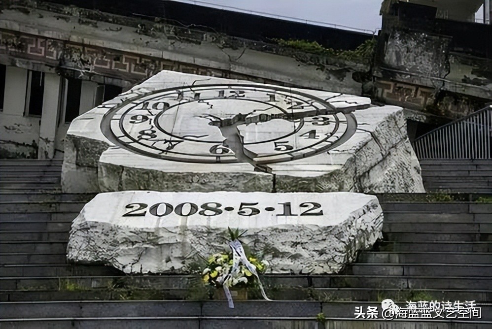 512汶川大地震钢腿女孩,512地震幸存下来的女孩