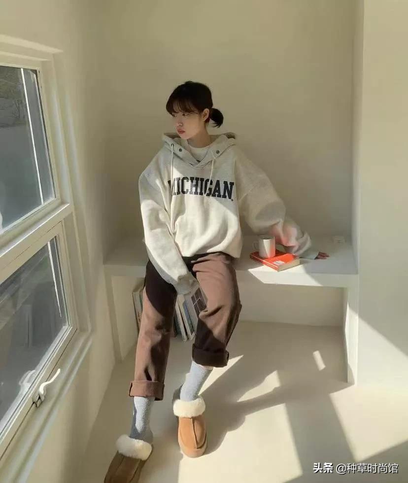 卫衣穿腻了2020年这4件外套更高级,今春卫衣正当红要穿就挑这五款