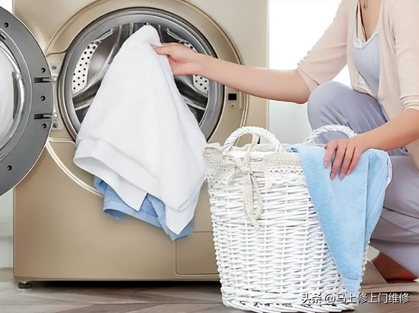 洗衣机中途停止打不开门,海尔水晶洗衣机打不开门