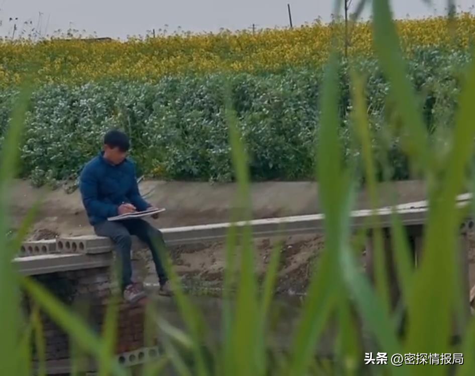 农民蜗居28年坚持画画,农民蜗居画画28年