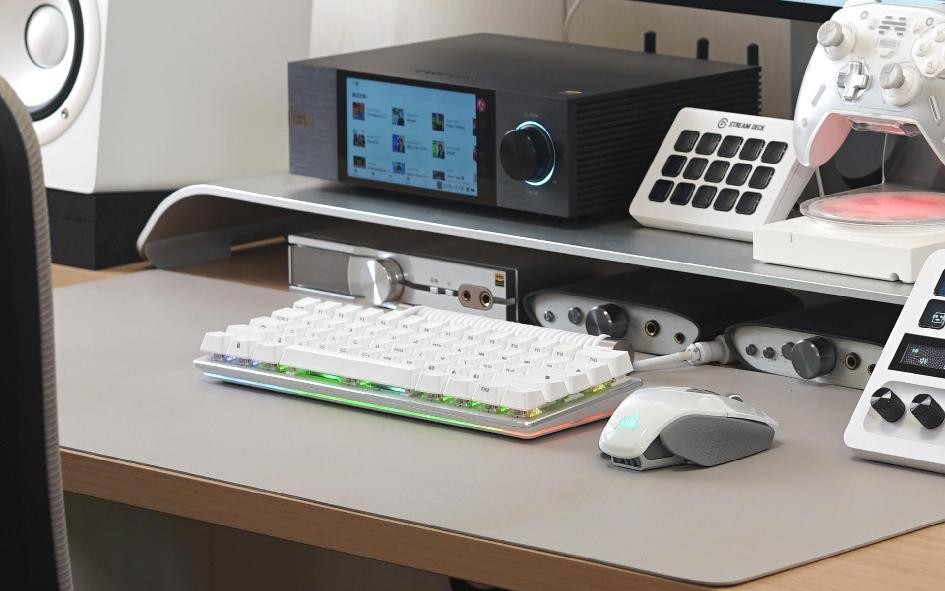 提升桌面颜值的桌搭好物,蓝色系风格桌搭