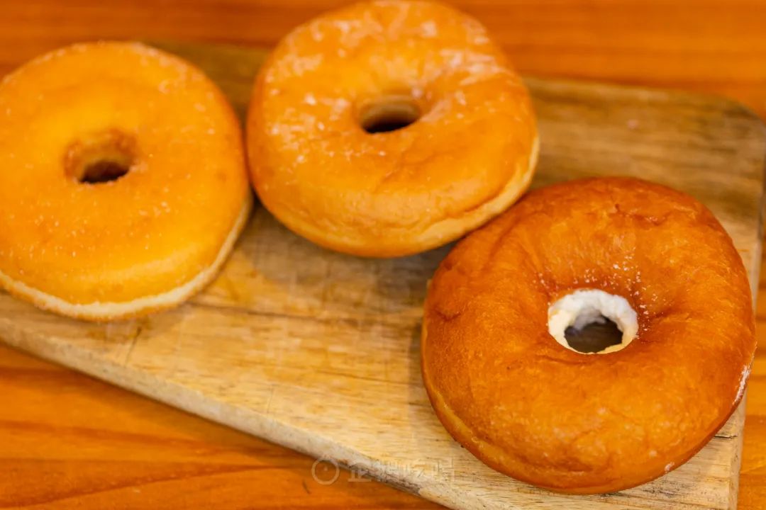 吃掉100+只面包，终于掏出这篇连锁面包店购买指南