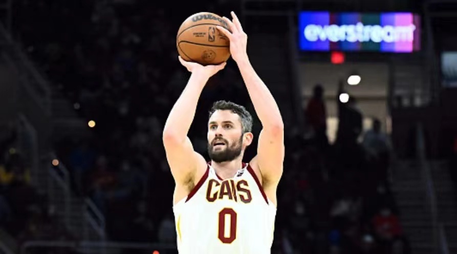 乐福和詹姆斯现状,18-19赛季乐福在骑士时期的数据