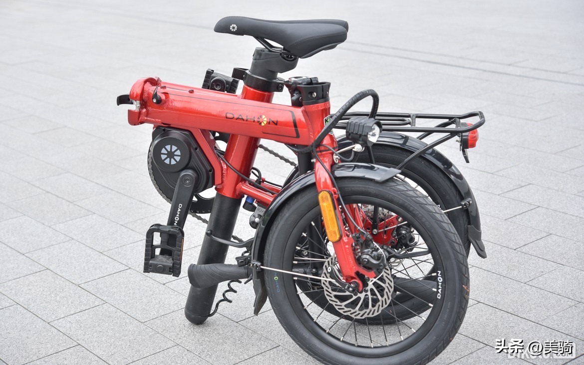 树立电自双驱新标杆DAHON大行全新UNIOE16电助力折叠车评测