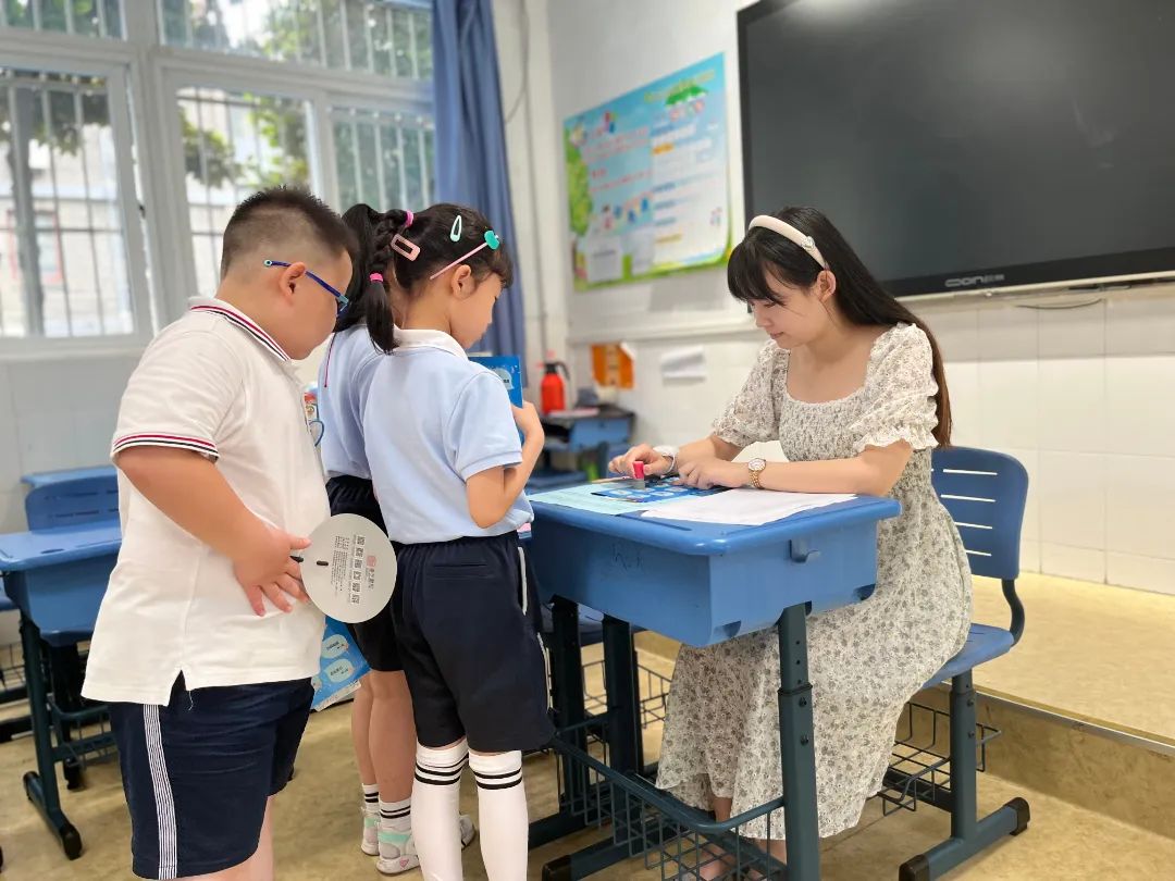 南京市海英小学：探海之旅已经开始啦，拿着船票一起冲呀