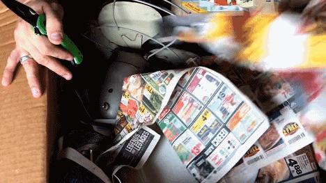 花300美元买仓库,花1300元买仓库