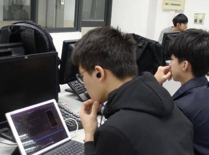 985计算机毕业生月薪3000,985计算机本科真实就业现状