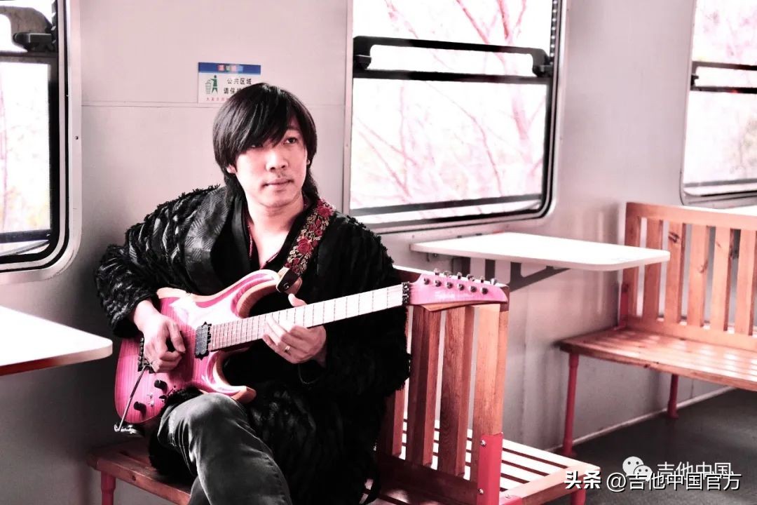 盘点国内著名吉他手,梁剑飞谈吉他手