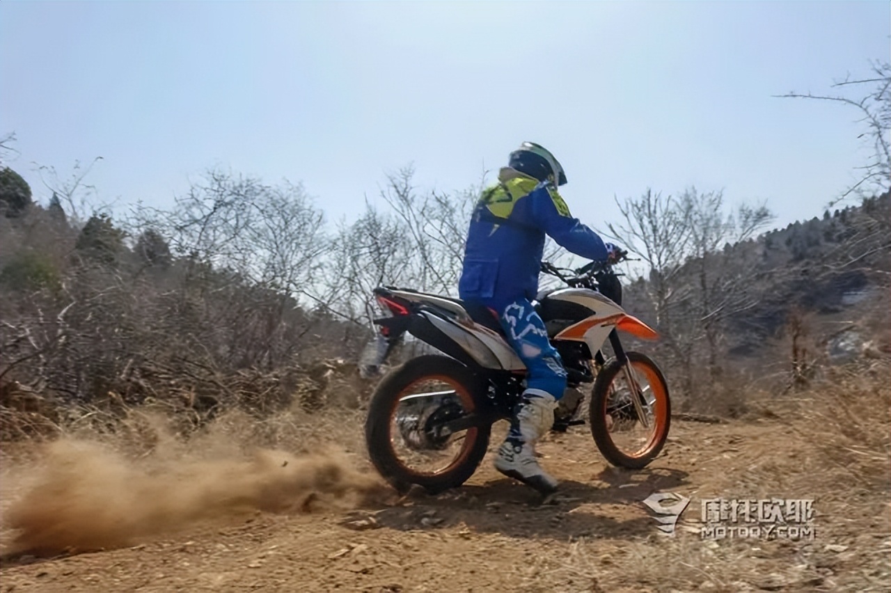 宗申250x沙漠飞狐与本田crf190l区别,宗申250x沙漠飞狐适合摩旅吗