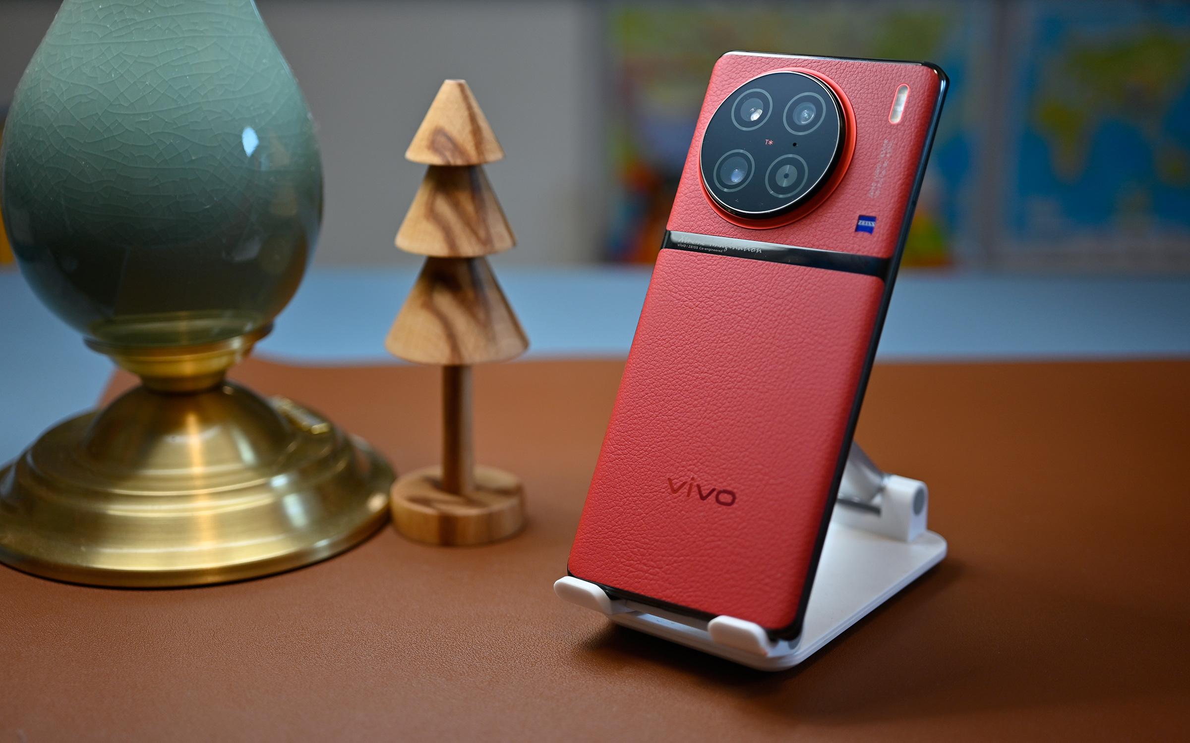 小米和vivo哪款手机性价比高,vivo和小米推荐一款性能旗舰机