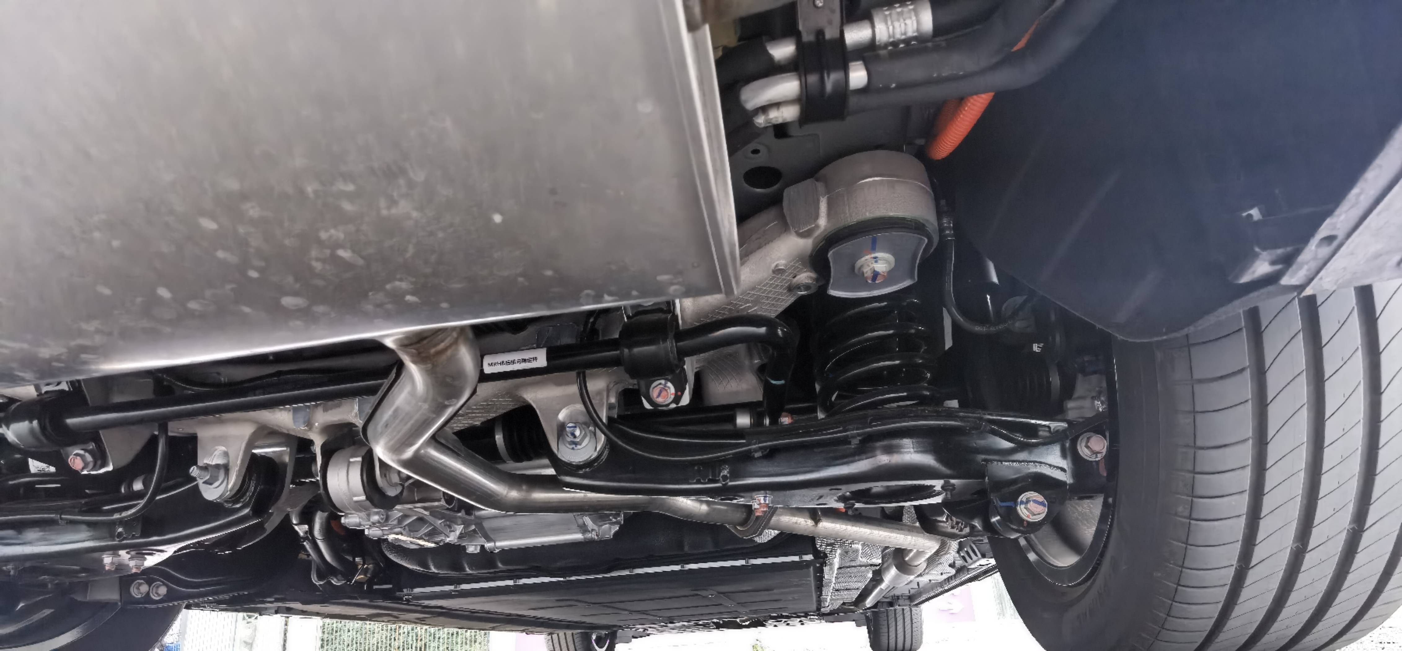 腾势d9最新试驾,腾势d9如何定义豪华全能mpv