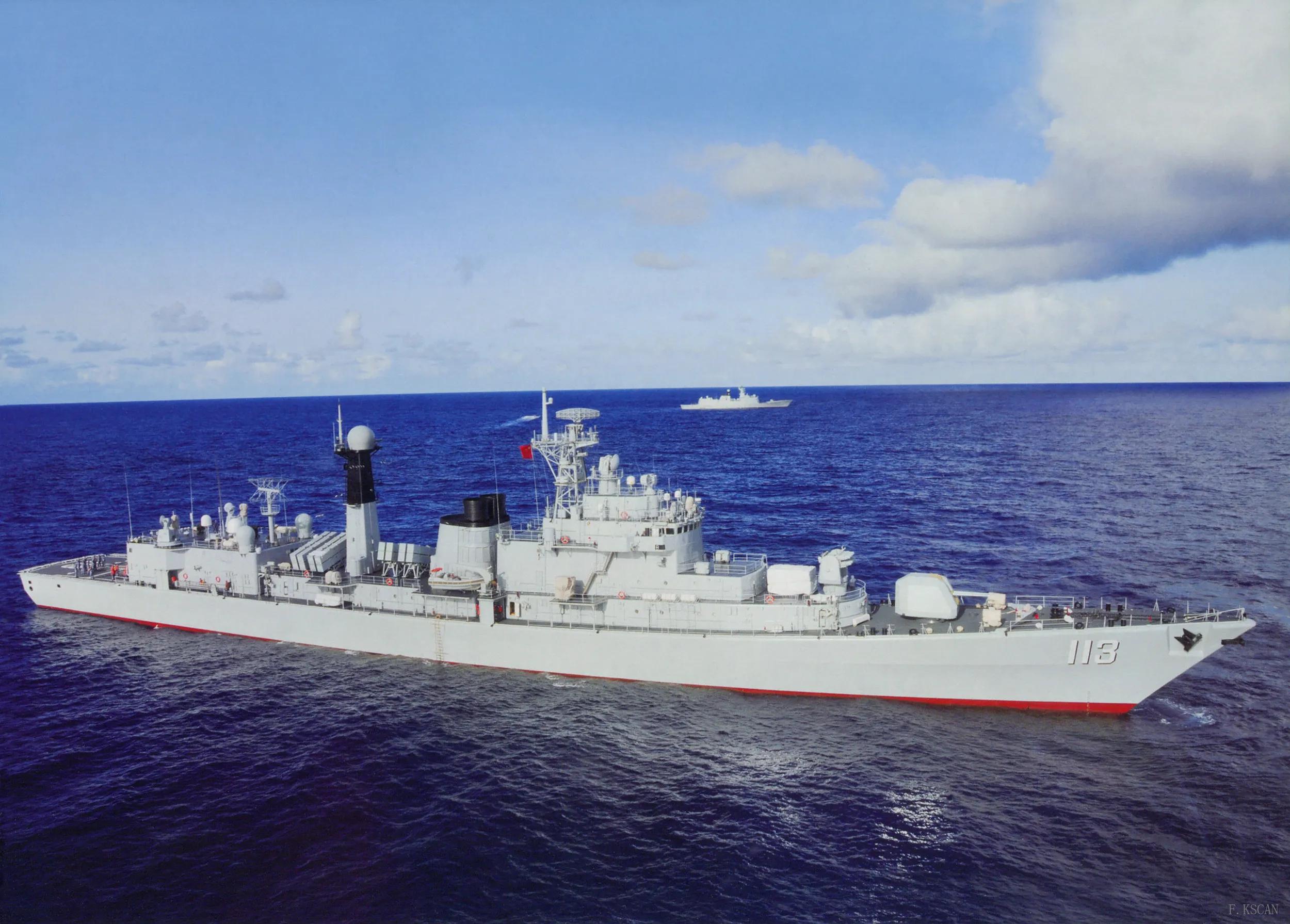 中国海军052d驱逐舰开放日,中国军舰052型驱逐舰有几艘