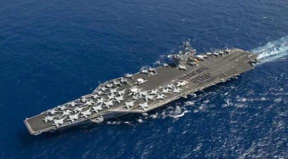 c919与波音对比照片,c919第四架今天交付东航了吗