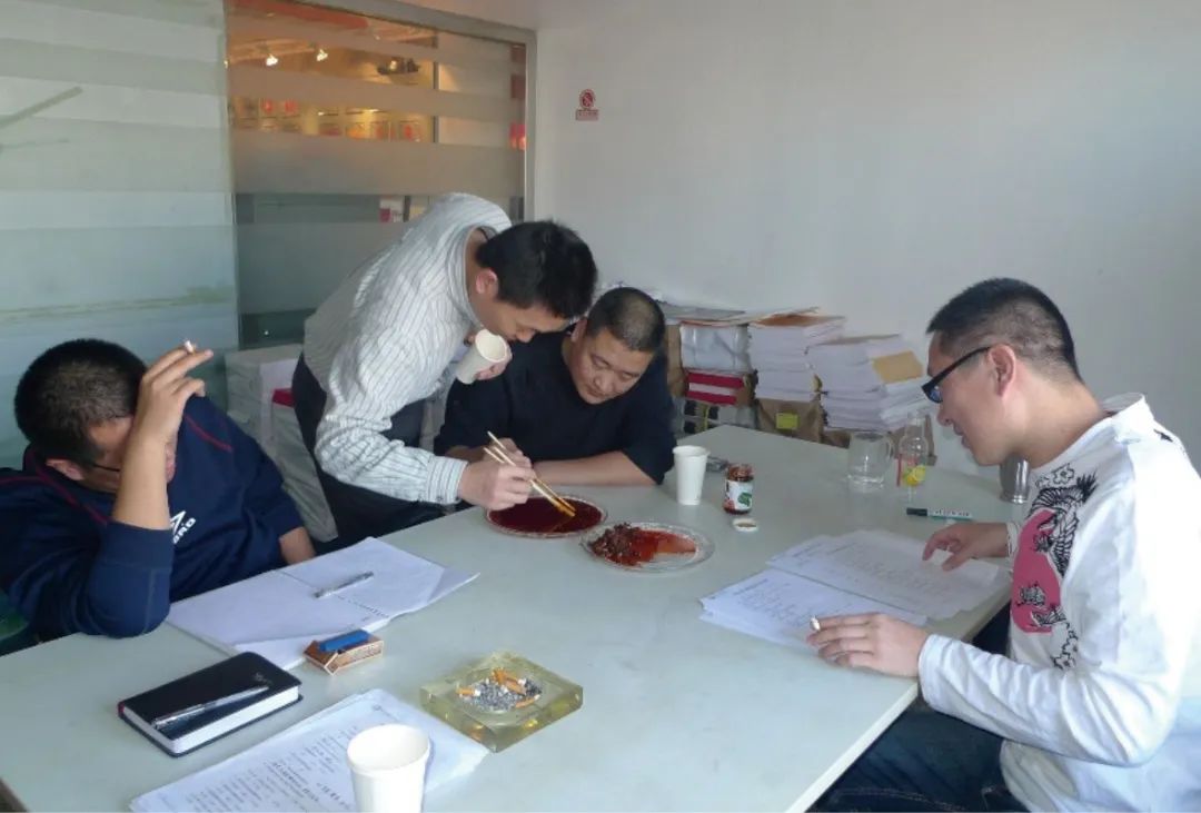 仲景香菇酱:从地方特产到全国餐桌上的品牌跨越