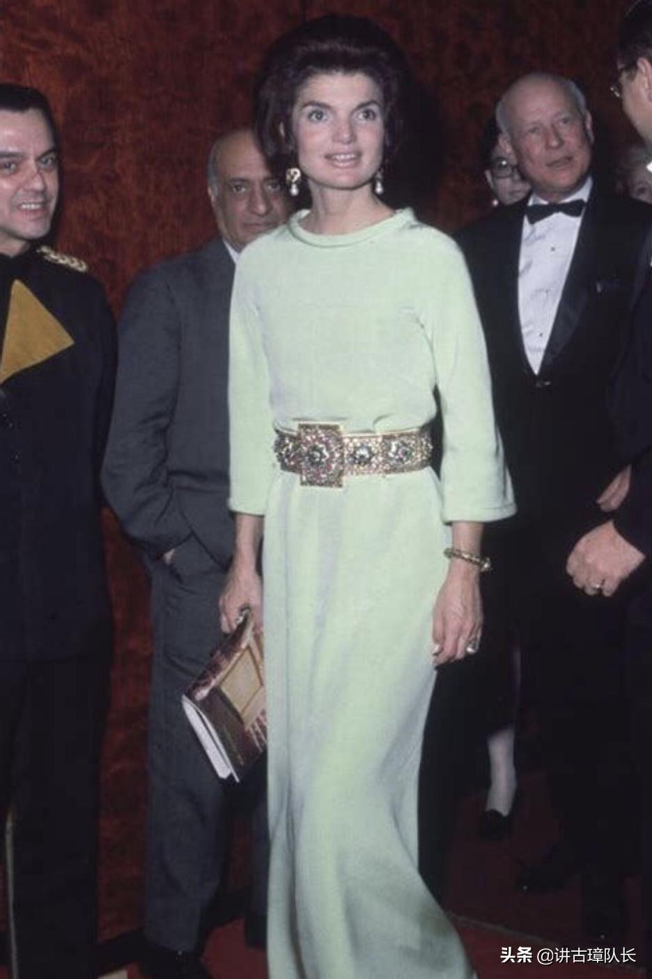 玛丽莲梦露最新写真,玛丽莲梦露为何是男人心中的女神