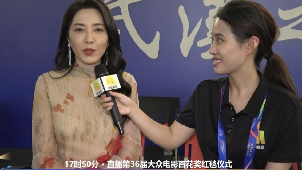 袁泉夺“百花影后”，曾黎后台当拉拉队，却映射出中戏96班的情谊