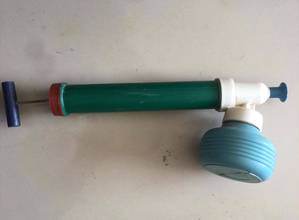 父母那辈人用过的生活物件，全都见过的，说明你年纪真的不小了