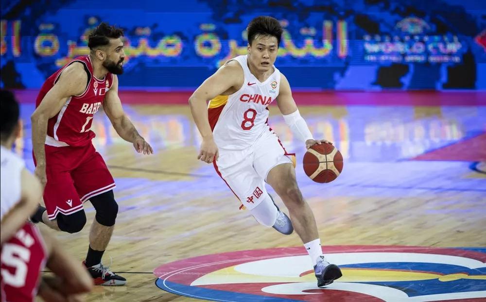 男篮14人名单浮现，前场多达9人，后卫线以辽粤为主，3名新人加入