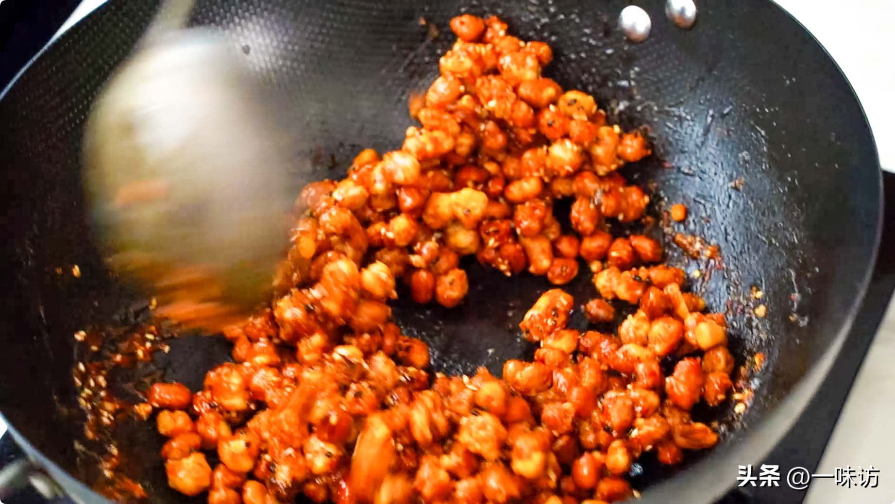 麻辣花生不加鸡蛋空气炸锅做法,空气炸锅虎皮花生做法