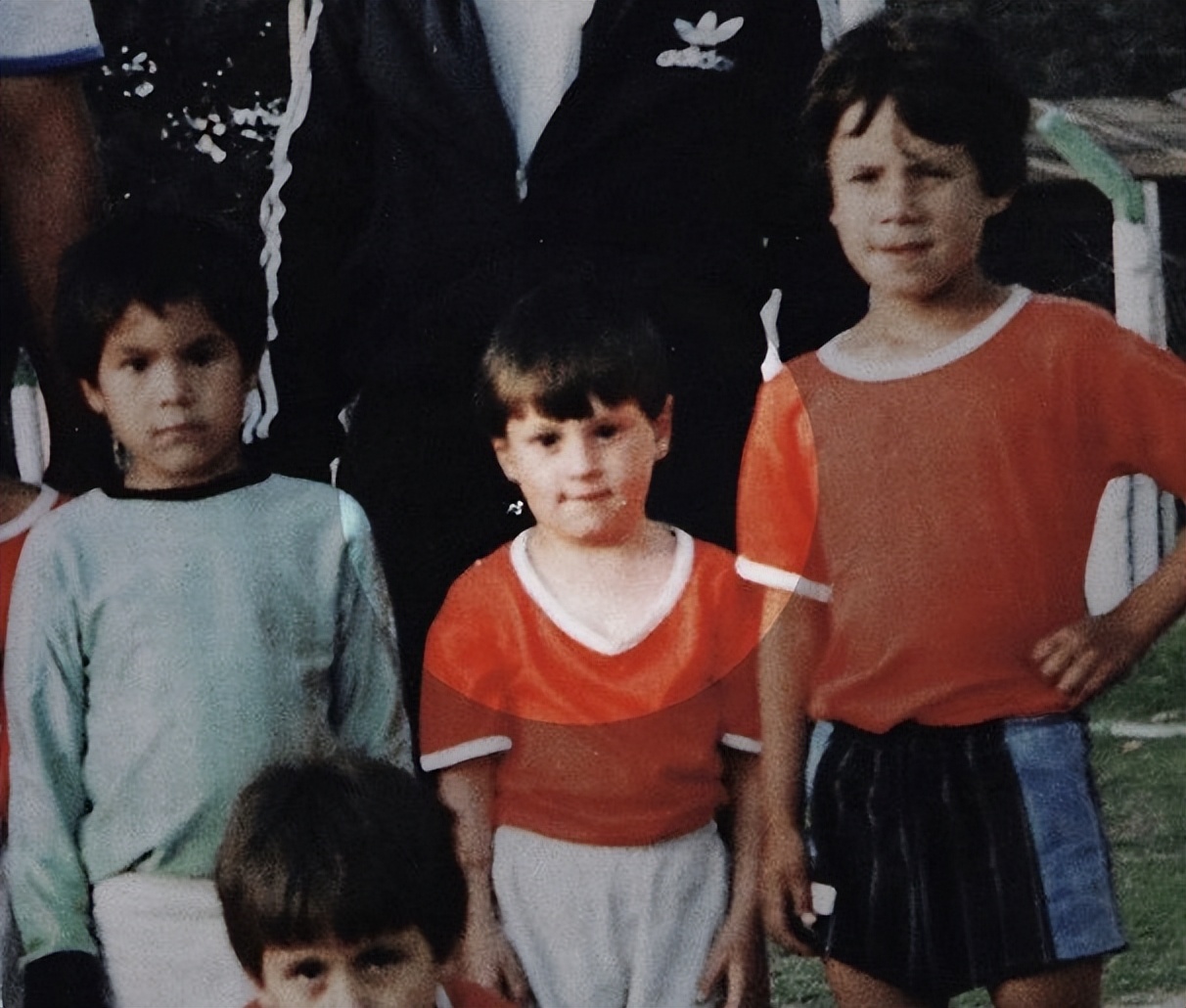 梅西自律前有多爱吃甜食,梅西多自律