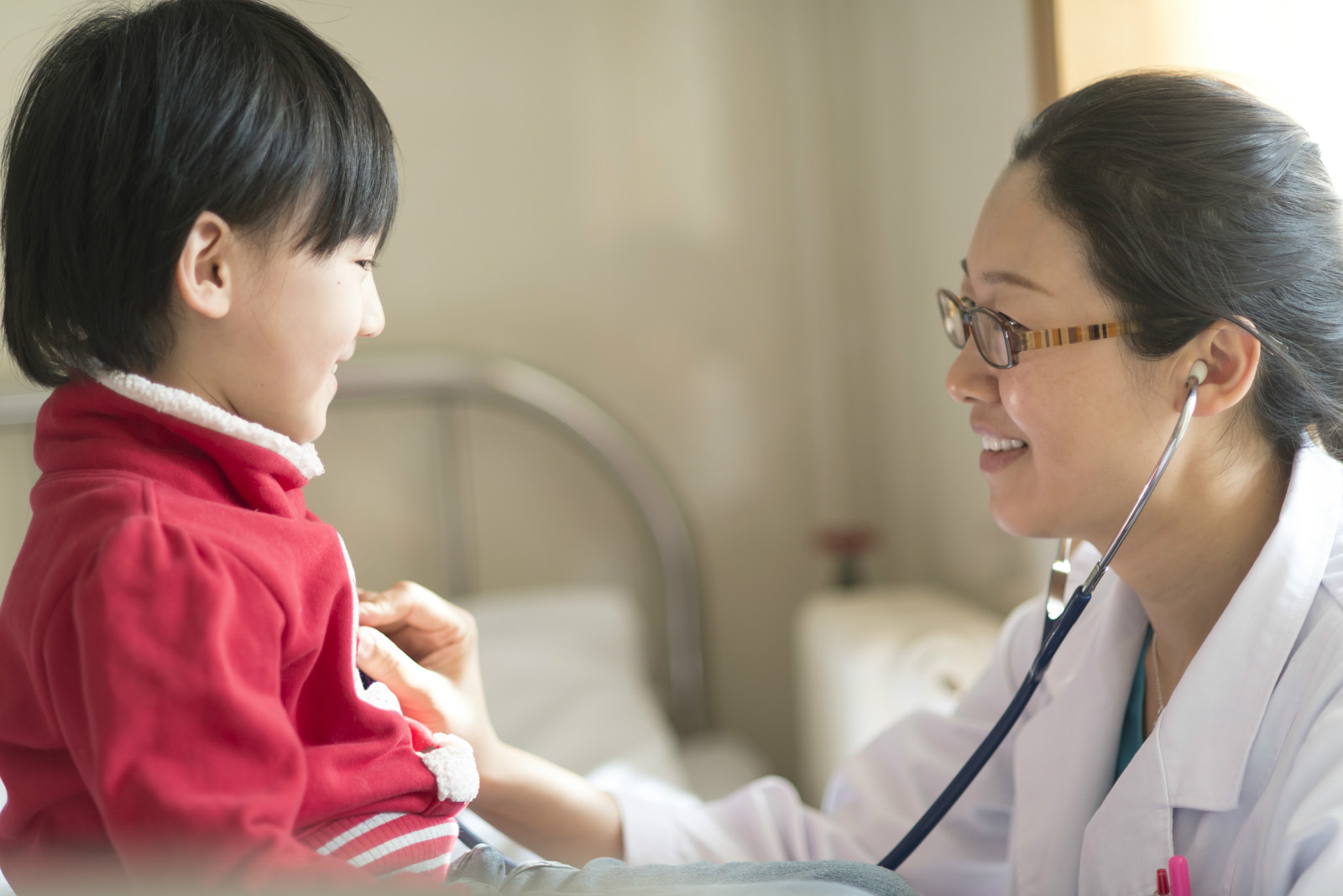 风热感冒中药银翘散,风热感冒的治疗方法藿香正气水