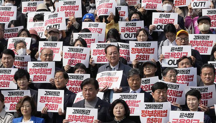 韩国总统尹锡悦缓和与日本关系,韩总统尹锡悦将访日本