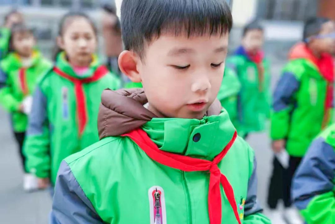 迎春小学二年三班,迎春小学2021届1班