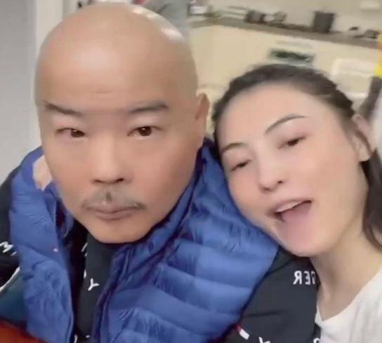 张柏芝被狗咬伤痛苦尖叫,张柏芝被狗咬伤事件