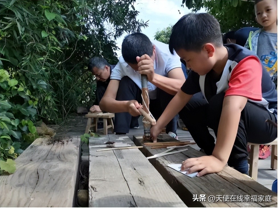 养育一个对生活热爱，与世界充分连接的孩子，带他做木工吧