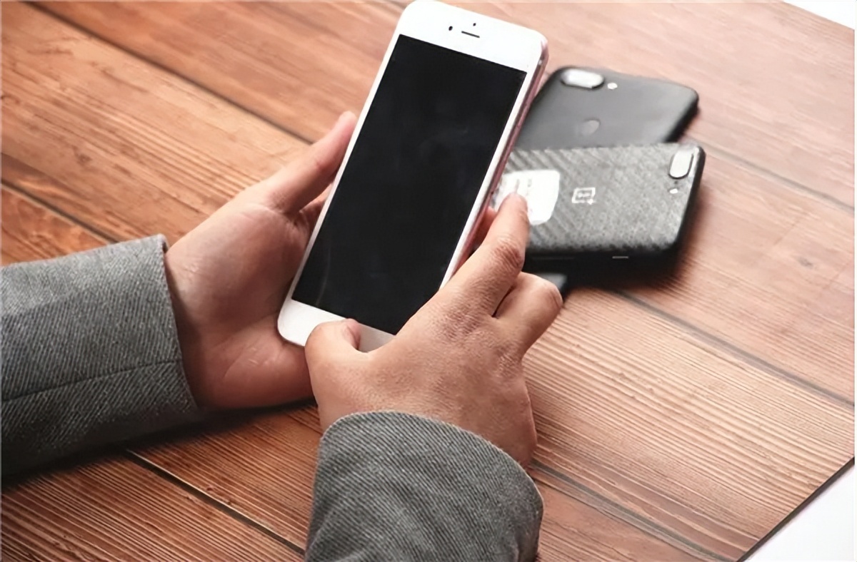 SEM服务：四川若出其中科技有限公司如何助您提升网络搜索效果