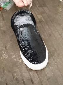 买新车适合发朋友圈的低调句子,买了新车怎么低调的发朋友圈