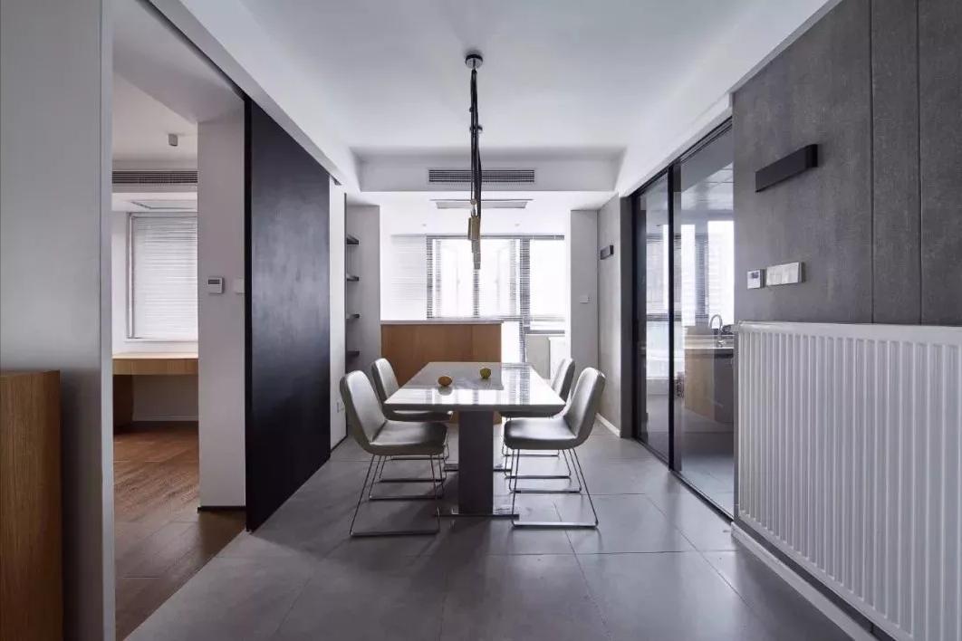 暖气片摸着热但不散热,壁挂炉调到55度暖气片却不怎么烫