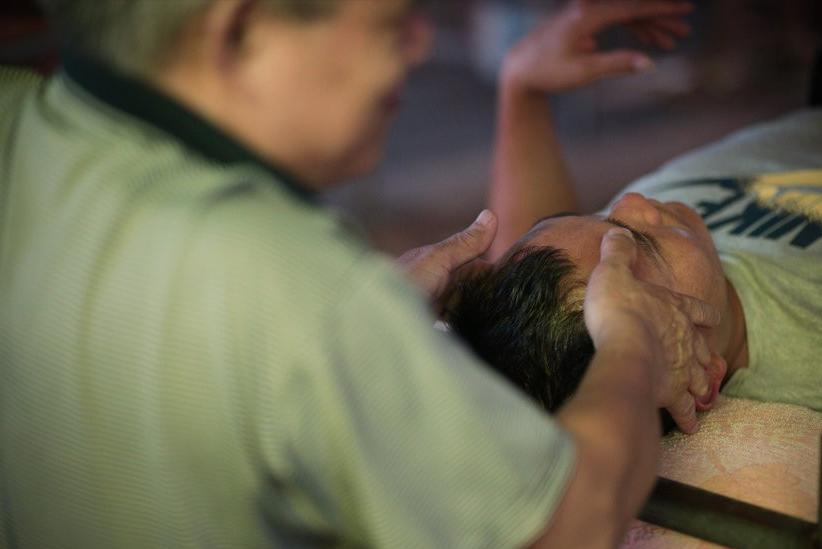 广西南宁盲人街头按摩,南宁盲人按摩街头