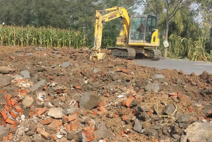 最新土地法关于承包的规定,什么样的土地承包法有效