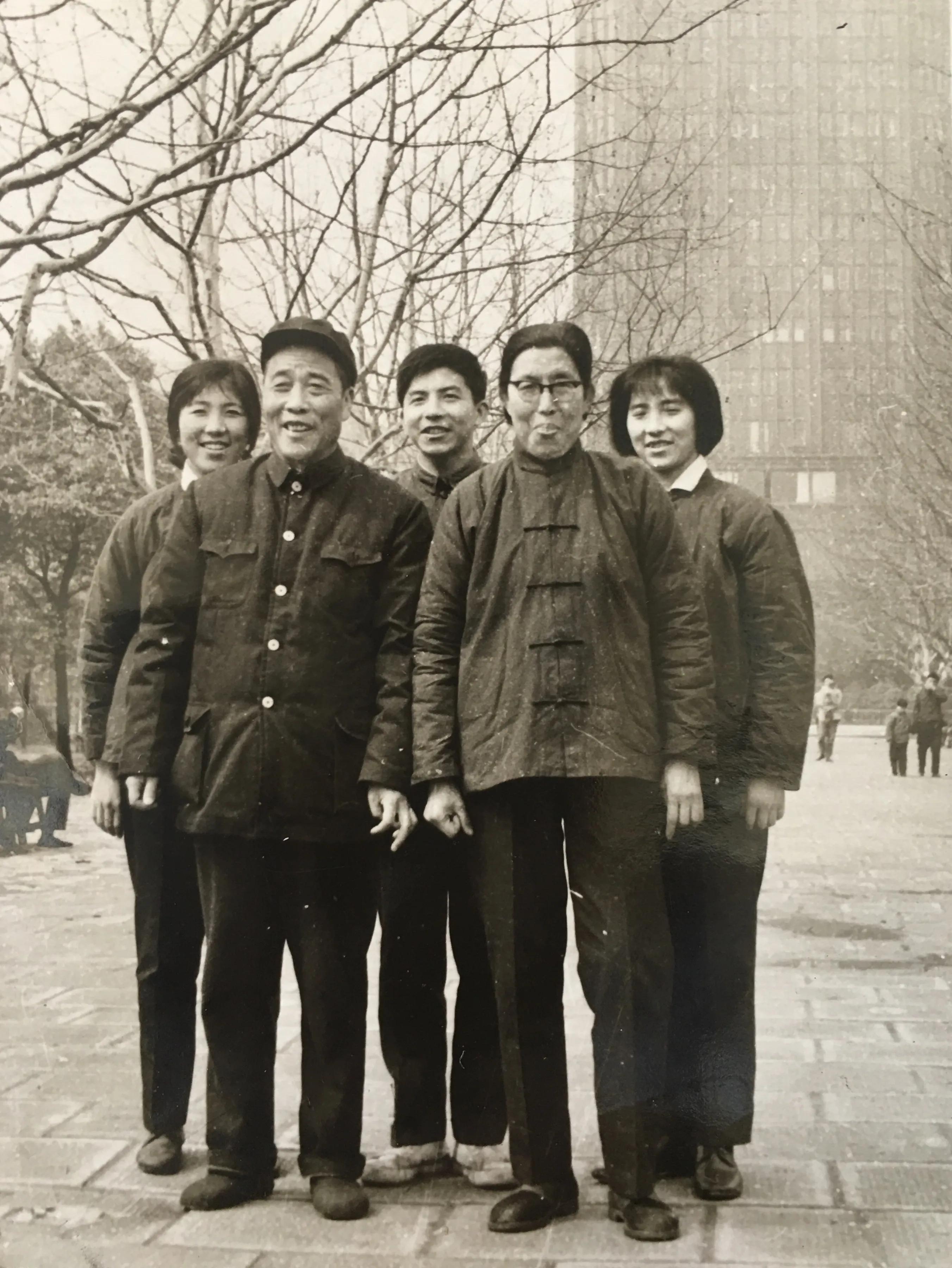 78年提干回家探亲,77年提干当排长回家探亲后续