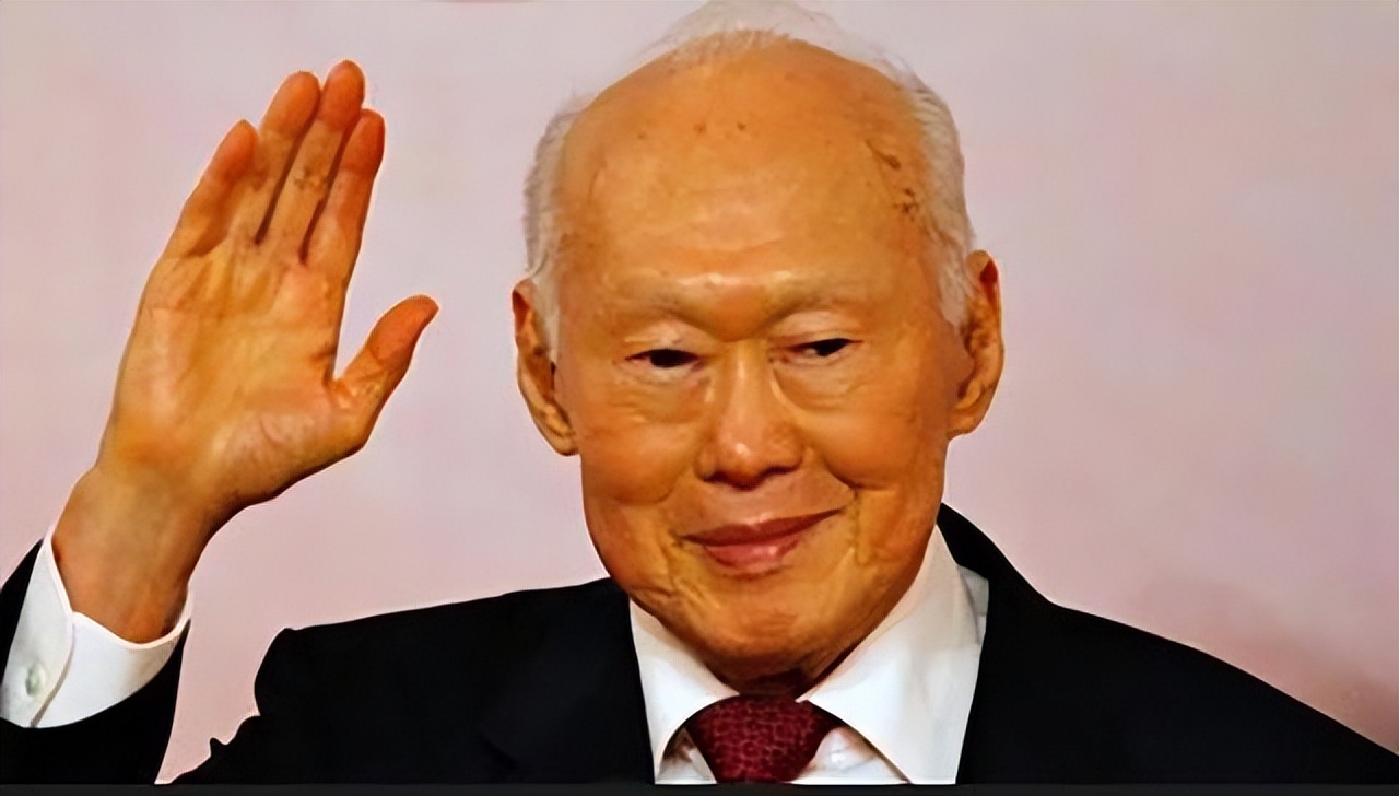 新加坡国父李光耀说新加坡的成功,新加坡国父李光耀讲话