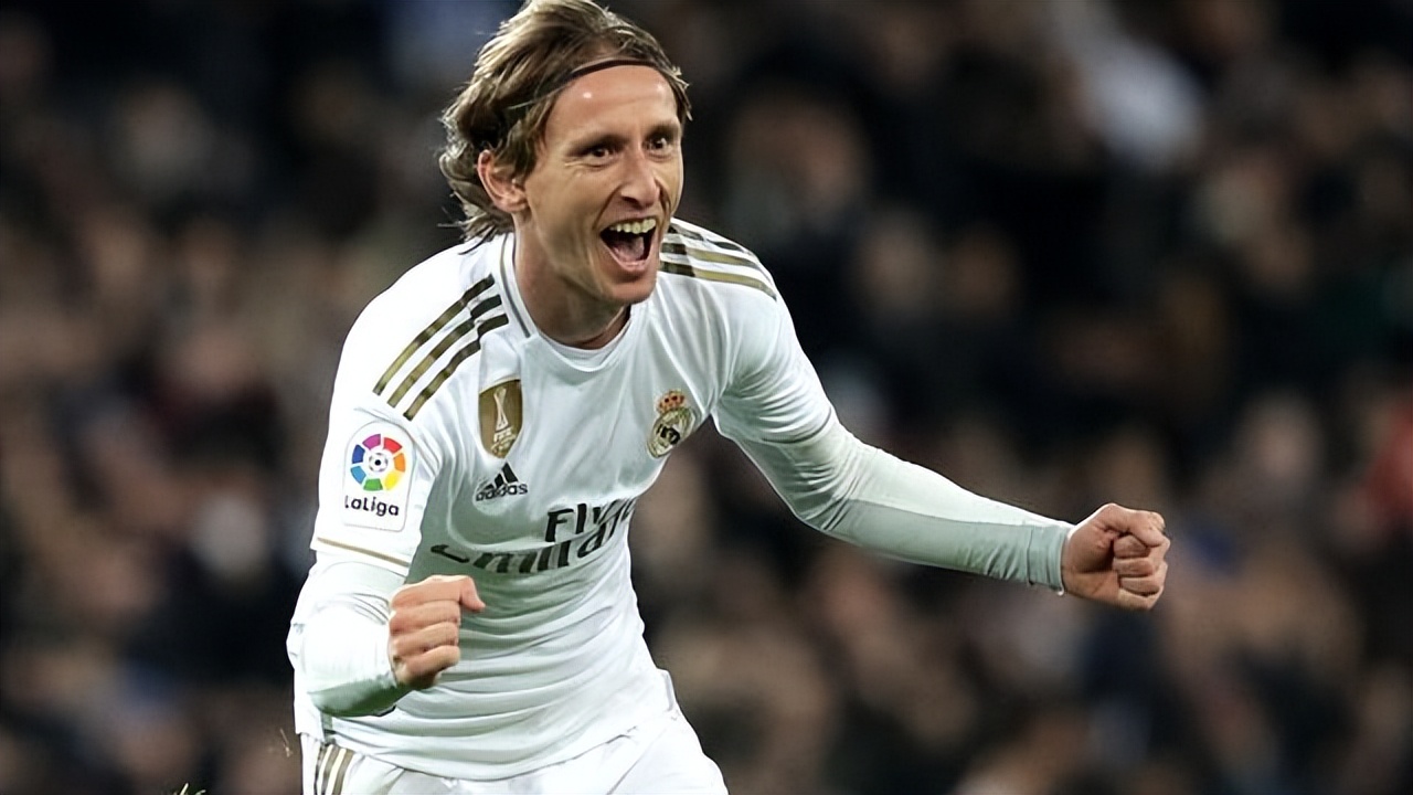 柯特加纳：劳尔有机会辅助安胖，小贝可以考虑莫德里奇