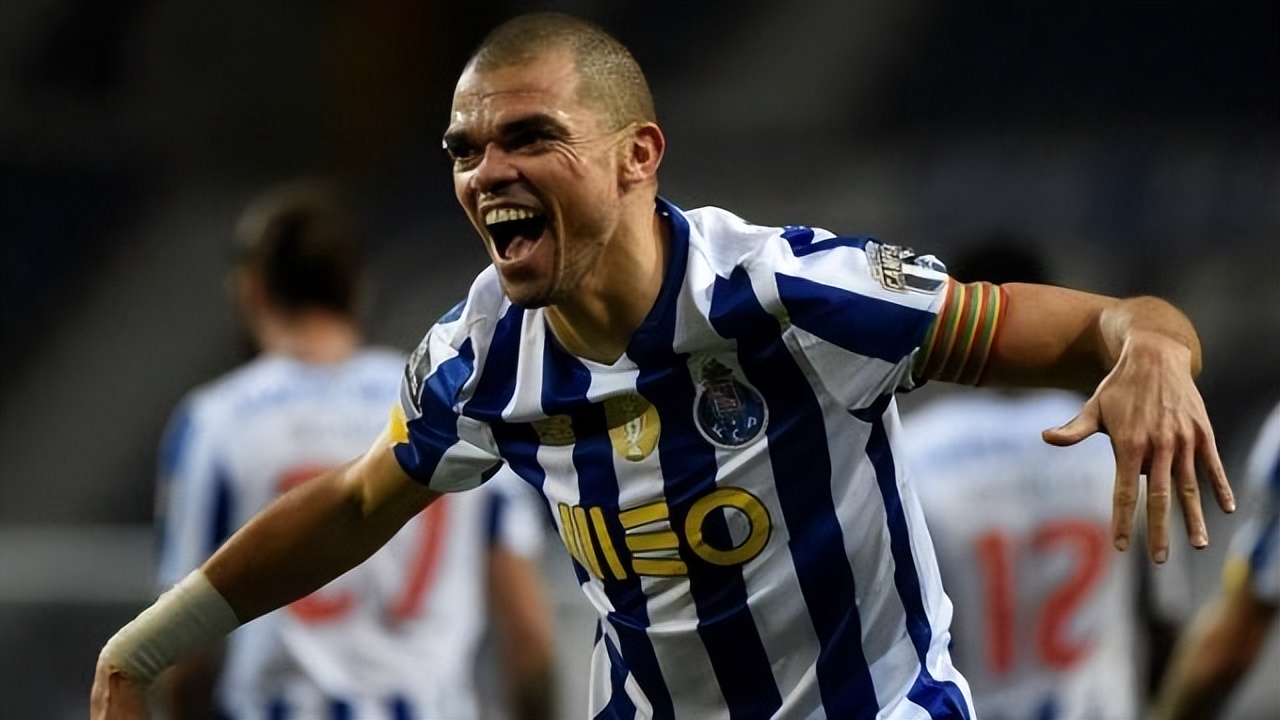 欧冠淘汰赛最佳阵容球员,欧冠最多的10位球员