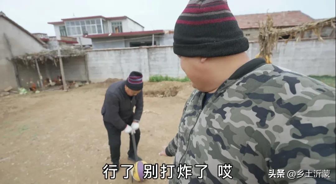 喷香哥陪父亲去上海视频,喷香哥和父亲吃重庆火锅