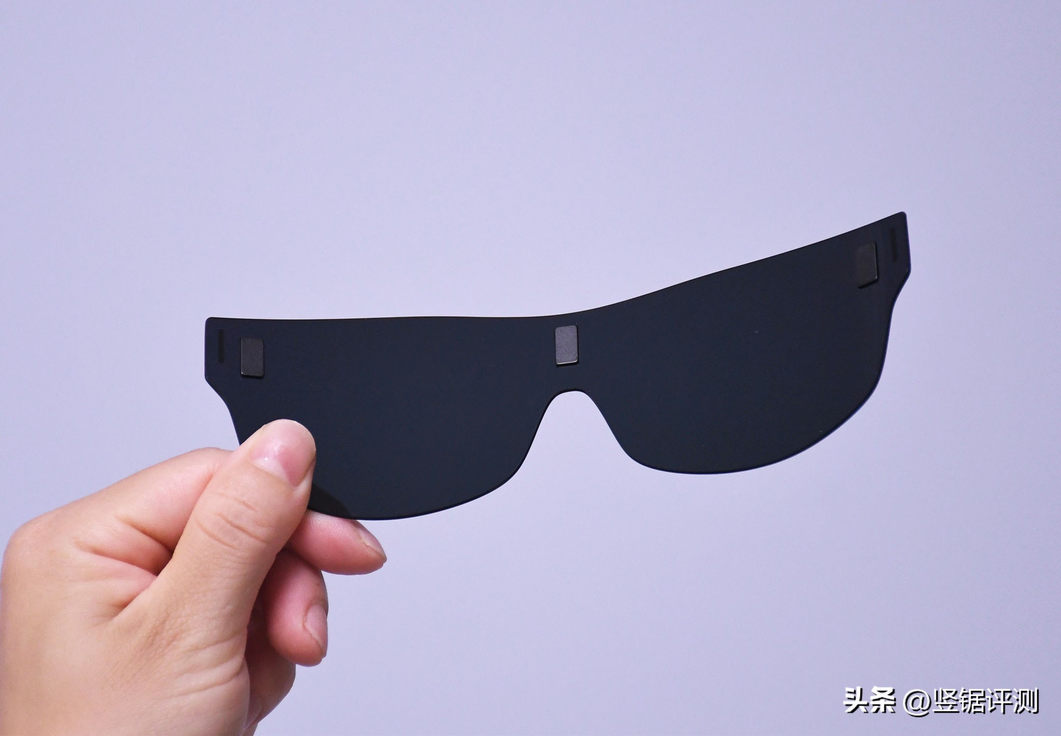 能带来“150寸”观影体验的智能眼镜！TQSKYT1视听智能眼镜评测