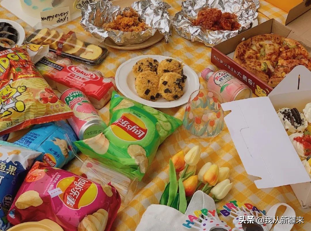 好吃又小众的零食国内,好想尝这些新疆味的小零食