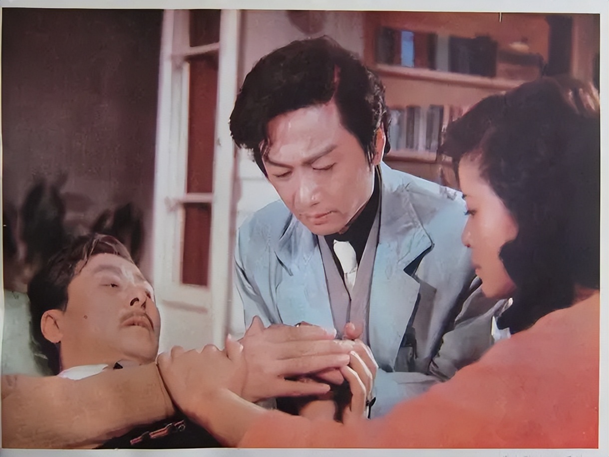 珊瑚岛上的死光完整版,珊瑚岛上的死光完整视频