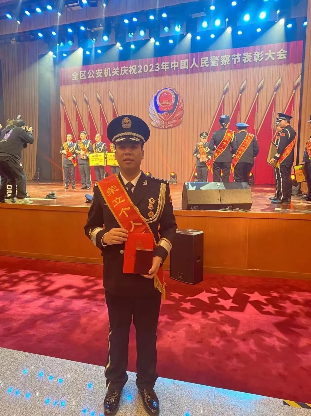 攻坚战|黄鼎盛：攻坚克难尖刀刑侦破案先锋守护祖国南大门的忠诚卫士