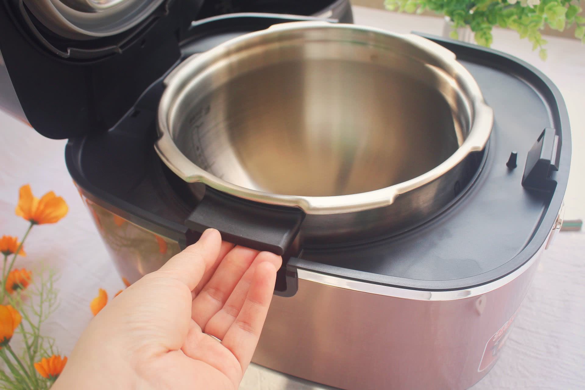 电饭煲和电压力锅哪个压力大 (电饭煲和电压力锅哪个用着方便)