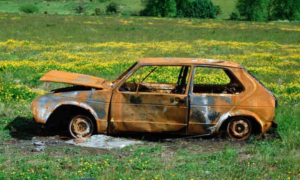 一辆汽车的寿命有多长就必须换,一辆汽车的寿命多少路程